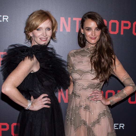 Anna Geislerova, Charlotte Le Bon lors de la première d'Anthropoid au AMC Loews Lincoln Square, New York, le 4 août 2016.