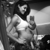 Daniela Ruah affiche son baby bump au nom du "Bump Day", qui a lieu aux Etats-Unis le 3 août.