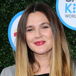 Drew Barrymore à la journée Safe Kids Day aux studios Smashbox à Culver City, le 22 avril 2016