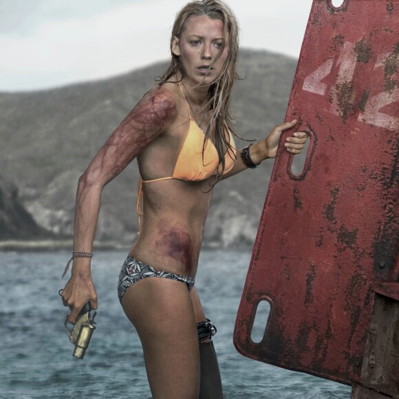 Blake Lively dans le film "Instinct de survie - The Shallows", au cinéma le 17 août 2016