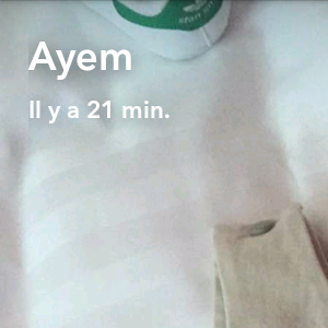 Ayem Nour dévoile la garde-robe d'Ayvin sur Snapchat, jeudi 11 août 2016