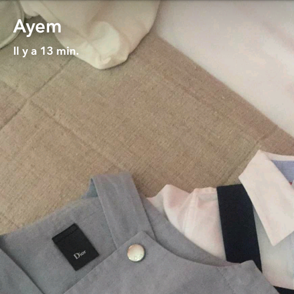 Ayem Nour dévoile la garde-robe d'Ayvin sur Snapchat, jeudi 11 août 2016