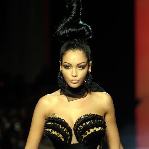 Nabilla Benattia - Defile de mode Haute-Couture Automne/Hiver 2013-2014 "Jean Paul Gaultier" a Paris, le 2 juillet 2013.