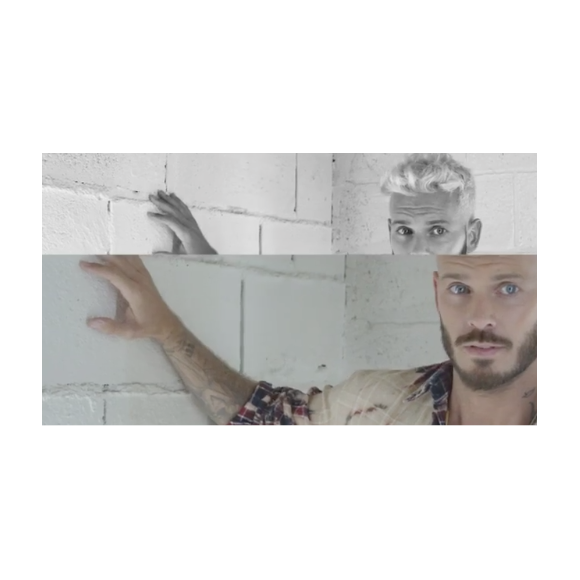 La popstar M. Pokora présente ses MP's, les danseuses de son album de reprises du répertoire de Claude François. Août 2016.