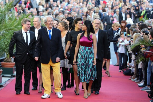 Jean Rochefort et le jury qu'il présidait lors de la cérémonie de clôture et de la remise de prix de l'édition 2015 du Festival du Film Britannique de Dinard, le 3 octobre 2015.