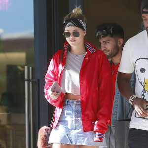 Sofia Richie fait du shopping à Barneys New York à Beverly Hills, le 15 août 2016