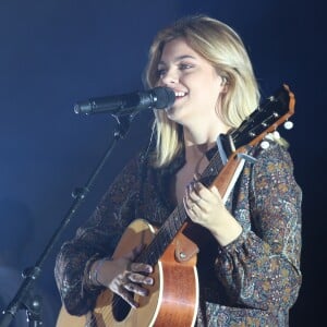 Louane Emera en concert au festival Solidays à l'hippodrome de Longchamp. Paris, le 26 juin 2016. © Lise Tuillier/Bestimage