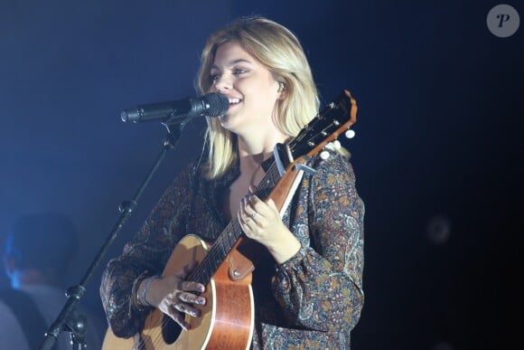 Louane Emera en concert au festival Solidays à l'hippodrome de Longchamp. Paris, le 26 juin 2016. © Lise Tuillier/Bestimage