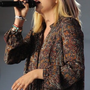 Louane Emera en concert au festival Solidays à l'hippodrome de Longchamp. Paris, le 26 juin 2016. © Lise Tuillier/Bestimage