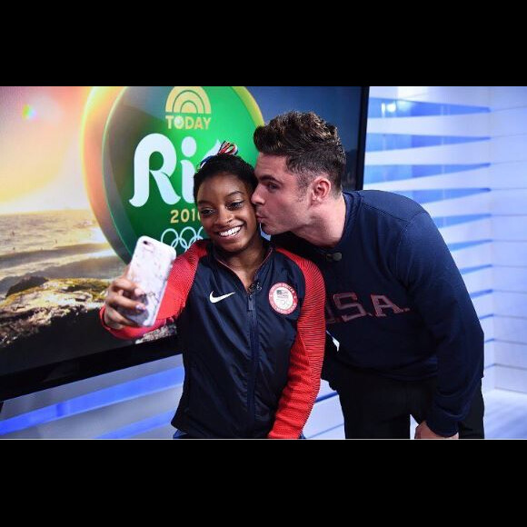 Simone Biles et Zac Efron, à Rio, le 16 août 2016