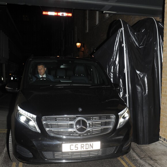 Rihanna et Justin Bieber à la sortie du Tape Nightclub à Londres le 20 août 2016.