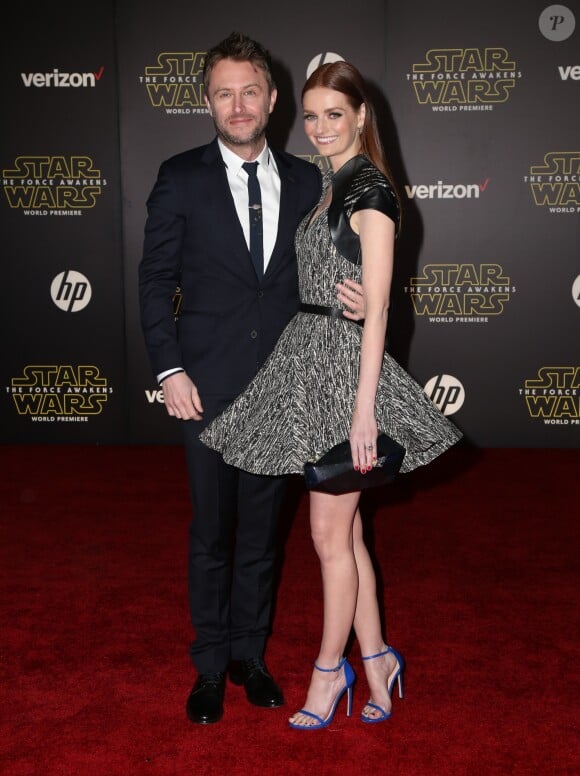 Lydia Hearst et son fiancé Chris Hardwick - Première de "Star Wars : le réveil de la force" à Los Angeles le 14 décembre 2015.