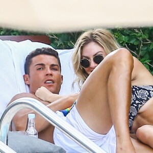 Exclusif - Cristiano Ronaldo avec Cassandre Davis à Miami le 30 juillet 2016