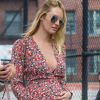 Exclusif - Candice Swanepoel enceinte est allée déjeuner avec Doutzen Kroes et son mari Sunnery James au restaurant Bar Pitti au Greenwich Village à New York, le 5 juin 2016