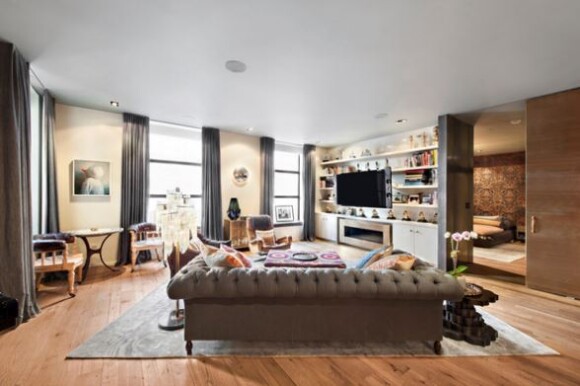 John Legend et sa femme ont vendu leur loft de New York pour 4,5 millions de dollars.
