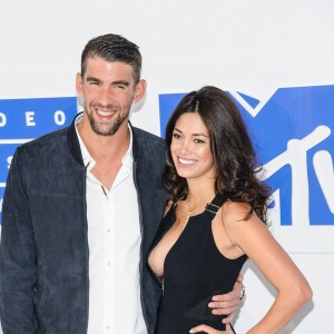 Michael Phelps et sa compagne Nicole Johnson - Photocall des MTV Video Music Awards 2016 au Madison Square Garden à New York. Le 28 août 2016