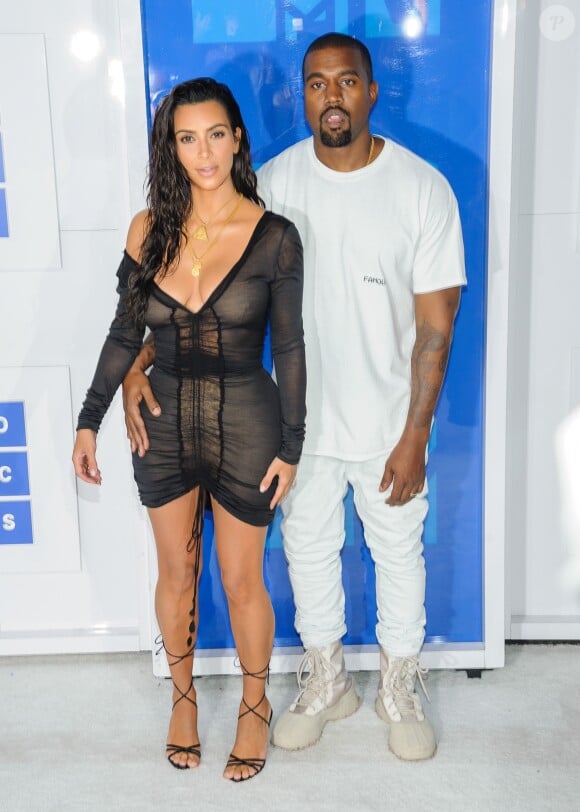 Kim Kardashian et Kanye West - Photocall des MTV Video Music Awards 2016 au Madison Square Garden à New York. Le 28 août 2016