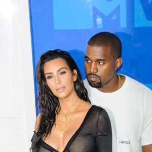 Kim Kardashian West, Kanye West - Photocall des MTV Video Music Awards 2016 au Madison Square Garden à New York. Le 28 août 2016