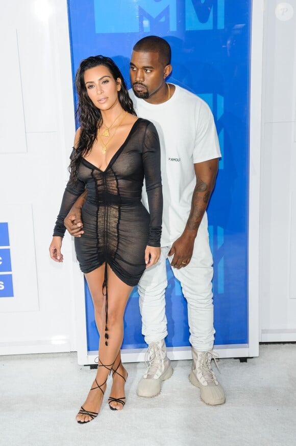 Kim Kardashian West, Kanye West - Photocall des MTV Video Music Awards 2016 au Madison Square Garden à New York. Le 28 août 2016