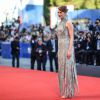 Emma Stone habillée par Versace - Première de "La La Land" et cérémonie d'ouverture du 73ème festival du film de Venise (Mostra) le 31 août 2016