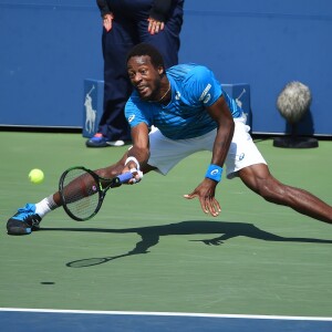 Gaël Monfils lors de son match contre Marcos Baghdatis en huitième de finale de l'US Open à Flushing Meadows, New York, le 4 septembre 2016, remporté en trois sets (6-3, 6-2, 6-3).