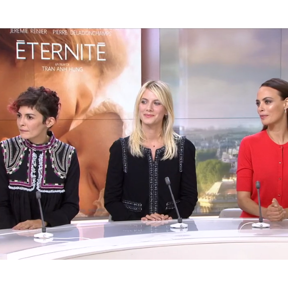 Audrey Tautou, invitée du JT de 20h de France 2, avec Mélanie Laurent et Bérénice Bejo. (capture d'écran)