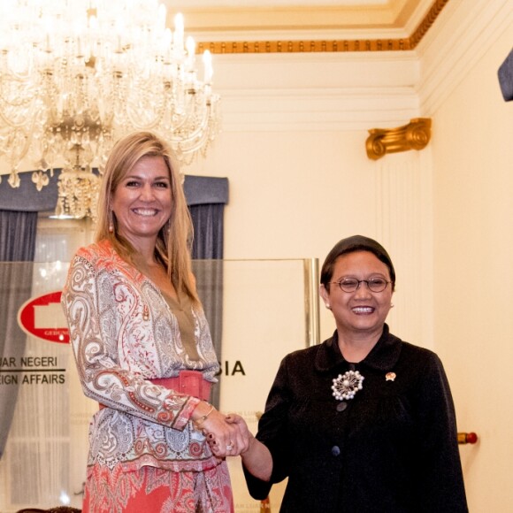 Retno Marsudi, ministre des affaires étrangères indonésien - La reine Maxima des Pays-Bas est en visite en Indonésie en tant qu'ambassadeur des Nations-unis pour le développement à Jakarta le 30 août 2016. 30/08/2016 - Jakarta