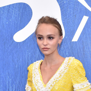 Lily Rose Depp (robe et talons Chanel) - Photocall du film "Planetarium" lors du 73e Festival du Film de Venise, la Mostra. Le 8 septembre 2016