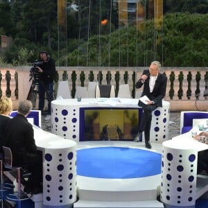 Exclusif - Laurent Ruquier et Léa Salamé à l'enregistrement de l'émission "On n'est pas couché" à la Villa Domergue lors du 69ème Festival International du Film de Cannes, le 18 mai 2016