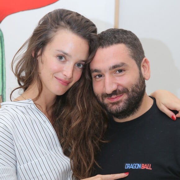 Exclusif - Charlotte Le Bon, Mouloud Achour - Vernissage de l'exposition "One bedroom Hotel on the Moon" de Charlotte Le Bon à la galerie Cinéma à Paris le 8 septembre 2016. © CVS/bestimage