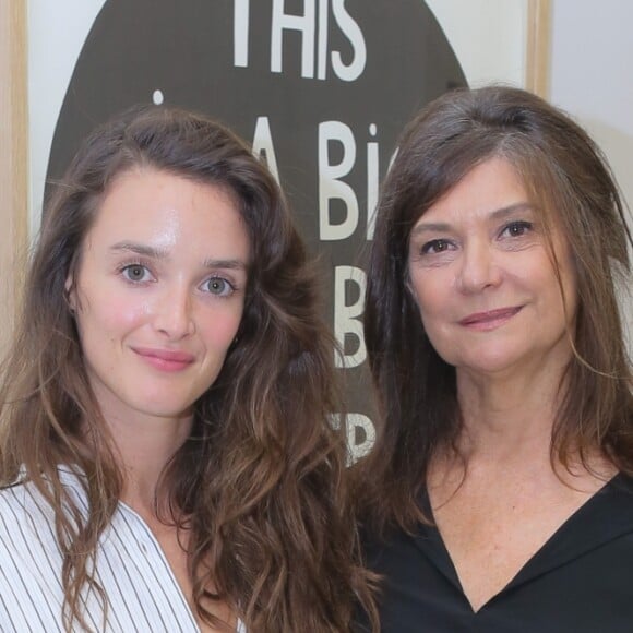 Exclusif - Charlotte Le Bon, Anne-Dominique Toussaint - Vernissage de l'exposition "One bedroom Hotel on the Moon" de Charlotte Le Bon à la galerie Cinéma à Paris le 8 septembre 2016. © CVS/bestimage