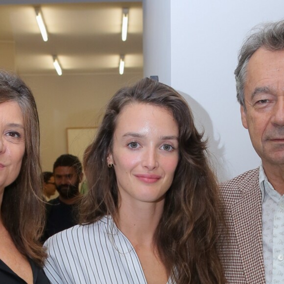 Exclusif - Anne-Dominique Toussaint, Charlotte Le Bon, Michel Denisot - Vernissage de l'exposition "One bedroom Hotel on the Moon" de Charlotte Le Bon à la galerie Cinéma à Paris le 8 septembre 2016. © CVS/bestimage