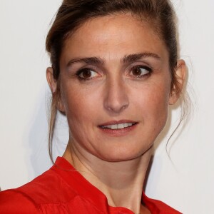 Julie Gayet - Photocall pour le téléfilm "Marion, 13 ans pour toujours" lors du 18ème Festival de la Fiction TV de La Rochelle. Le 16 septembre 2016 © Olivier Borde / Bestimage