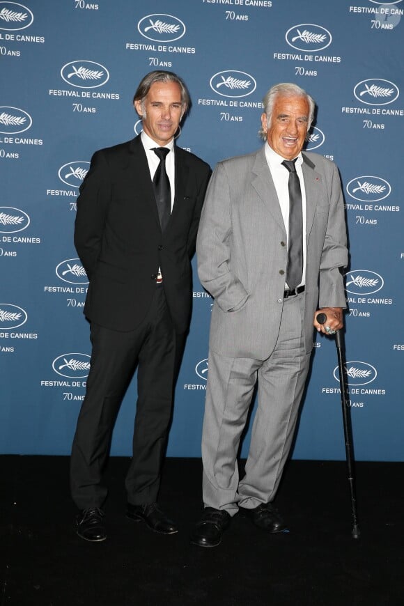 Jean-Paul Belmondo et son fils Paul Belmondo - Soirée à l'occasion des 70 ans du tout premier festival de Cannes à l'école des Beaux Arts à Paris, le 20 Septembre 2016. © Dominique Jacovides/Bestimage