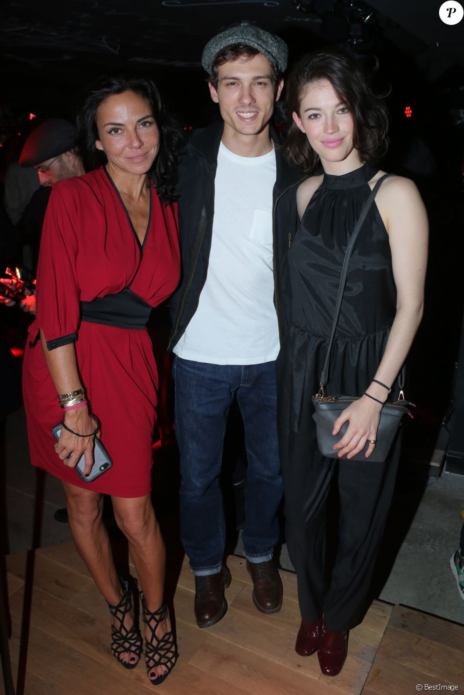 Exclusif Sandra Zeitoun De Matteis Roberto Calvet Dorcas Coppin A La Soiree D Ouverture Du Restaurant Club Le Beverly Organisee Par Sandra Co A Paris Purepeople Colette, une barque sur l'océan. matteis roberto calvet dorcas coppin