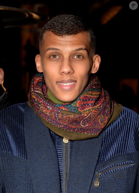 Le chanteur Stromae ( Paul Van Haver ) - Arrivées au défilé de mode hommes Valentino collection prêt-à-porter Automne Hiver 2015/2016 à l'hôtel Salomon de Rothschild à Paris, le 21 janvier 2015