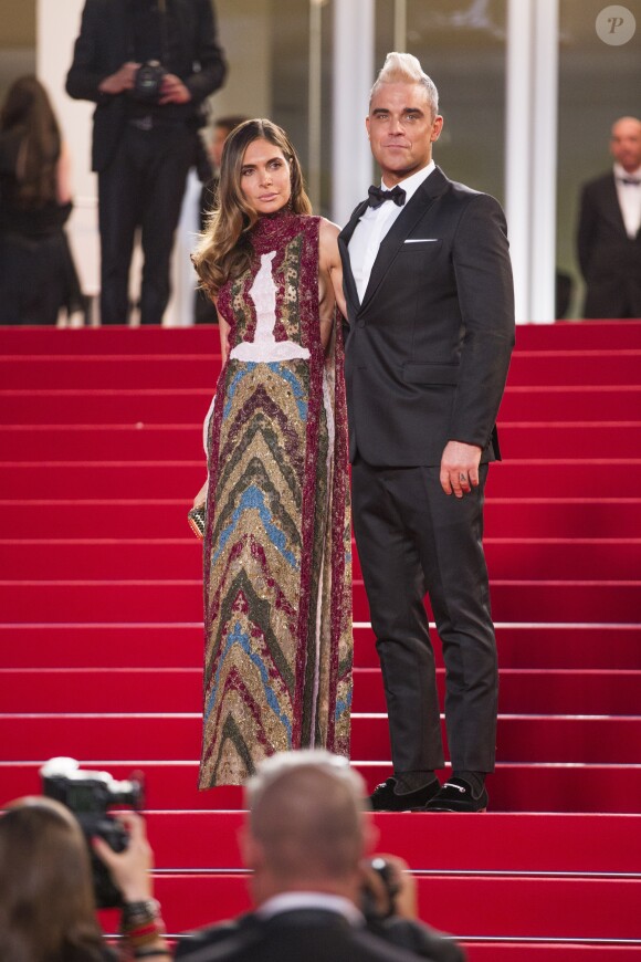 Robbie Williams et sa femme Ayda Shield lors de la Montée des marches du film "The Sea of Trees" (La Forêt des Songes) lors du 68 ème Festival International du Film de Cannes, à Cannes le 16 mai 2015.