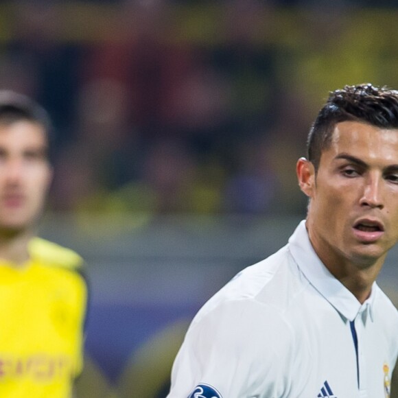 Cristiano Ronaldo lors du match de Ligue des Champions opposant le Borussia Dortmund et le real de Madrid le 27 septembre 2016.