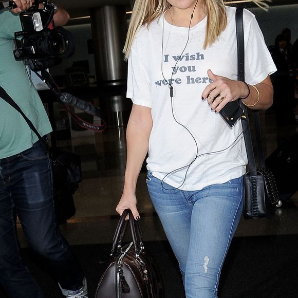 Kate Hudson arrive à l'aéroport de LAX à Los Angeles, le 14 septembre 2016