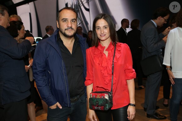 François-Xavier Demaison et Marie Gillain - Stand Mercedes pendant la 119ème édition du Mondial de l'Automobile 2016 au Paris Expo Porte de Versailles à Paris, France, le 29 septembre 2016. © Rachid Bellak/Bestimage