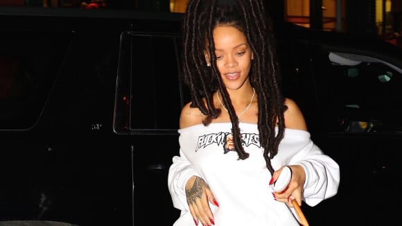 Rihanna et ses nouvelles dreadlocks : La super star fait sensation à New York