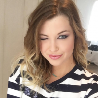 EnjoyPhoenix sort un nouveau livre : "Il y a des sujets assez douloureux"