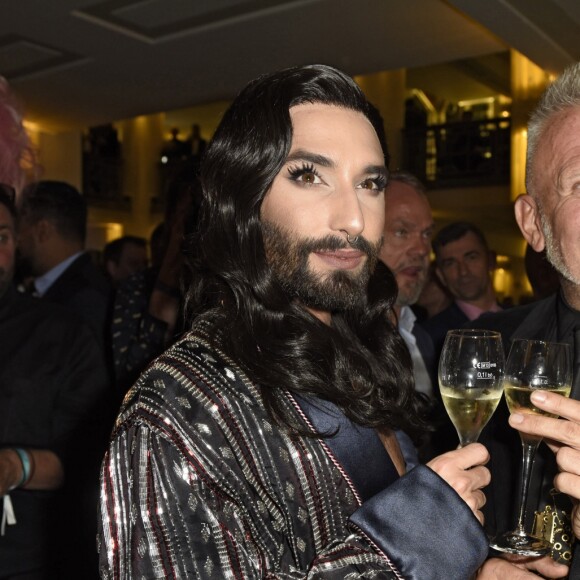 Jean-Paul Gaultier et Conchita Wurst - Première de "The One Grand Show" à Berlin, Allemagne, le 6 octobre 2016. © Future-Image/ZUMA Press/Bestimage