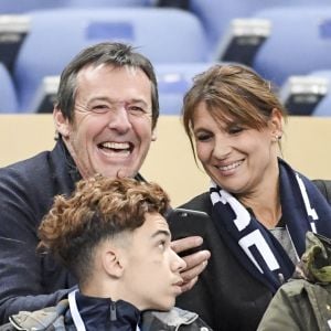 Jean-Luc Reichmann et sa femme Nathalie au match de qualification pour la Coupe du Monde 2018, "France-Bulgarie" au Stade de France de Saint-Denis, le 7 octobre 2016