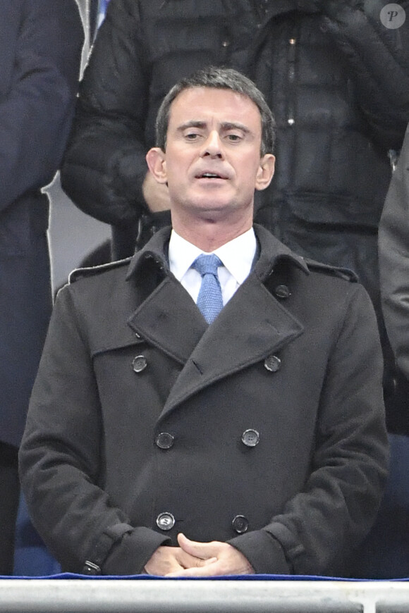 Le Premier ministre Manuel Valls au match de qualification pour la Coupe du Monde 2018, "France-Bulgarie" au Stade de France de Saint-Denis, le 7 octobre 2016
