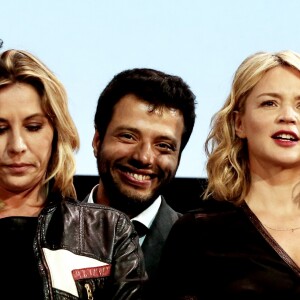 Ramzy Bedia, Mathilde Seigner, Mabrouk El Mechri et Virginie Efira à la cérémonie d'ouverture du 8ème festival Lumière de Lyon, le 8 octobre 2016. © Dominique Jacovides/Bestimage