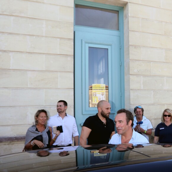 Exclusif - Jean Dujardin présente en avant-première "Brice 3" à Lesparre, son village d'enfance, le 23 Septembre 2016