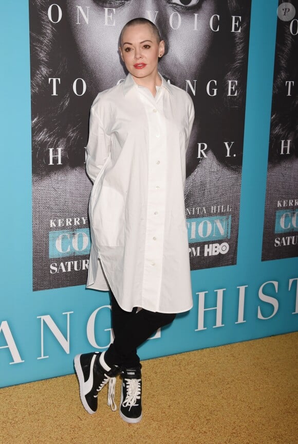 Rose McGowan à la première du film "Confirmation" aux Studios Paramount à Hollywood le 31 mars 2016.