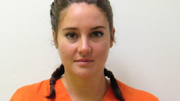 Shailene Woodley est déjà sortie de prison : son mug-shot dévoilé
