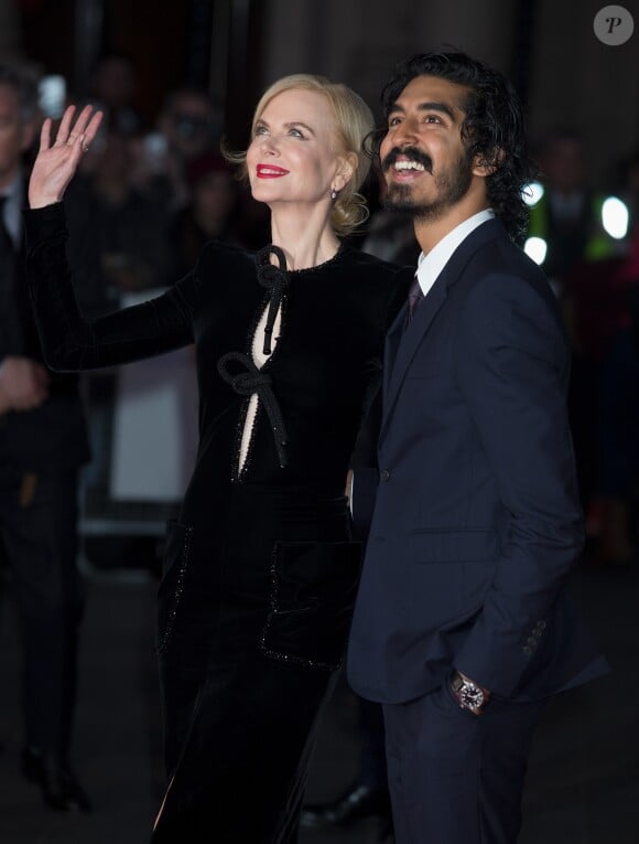 Nicole Kidman et Dev Patel arrivant à la projection du film "Lion" pendant le Gala American Express lors du 60ème BFI, le Festival du Film de Londres, au Odeon Leicester Square à Londres, le 12 octobre 2016.